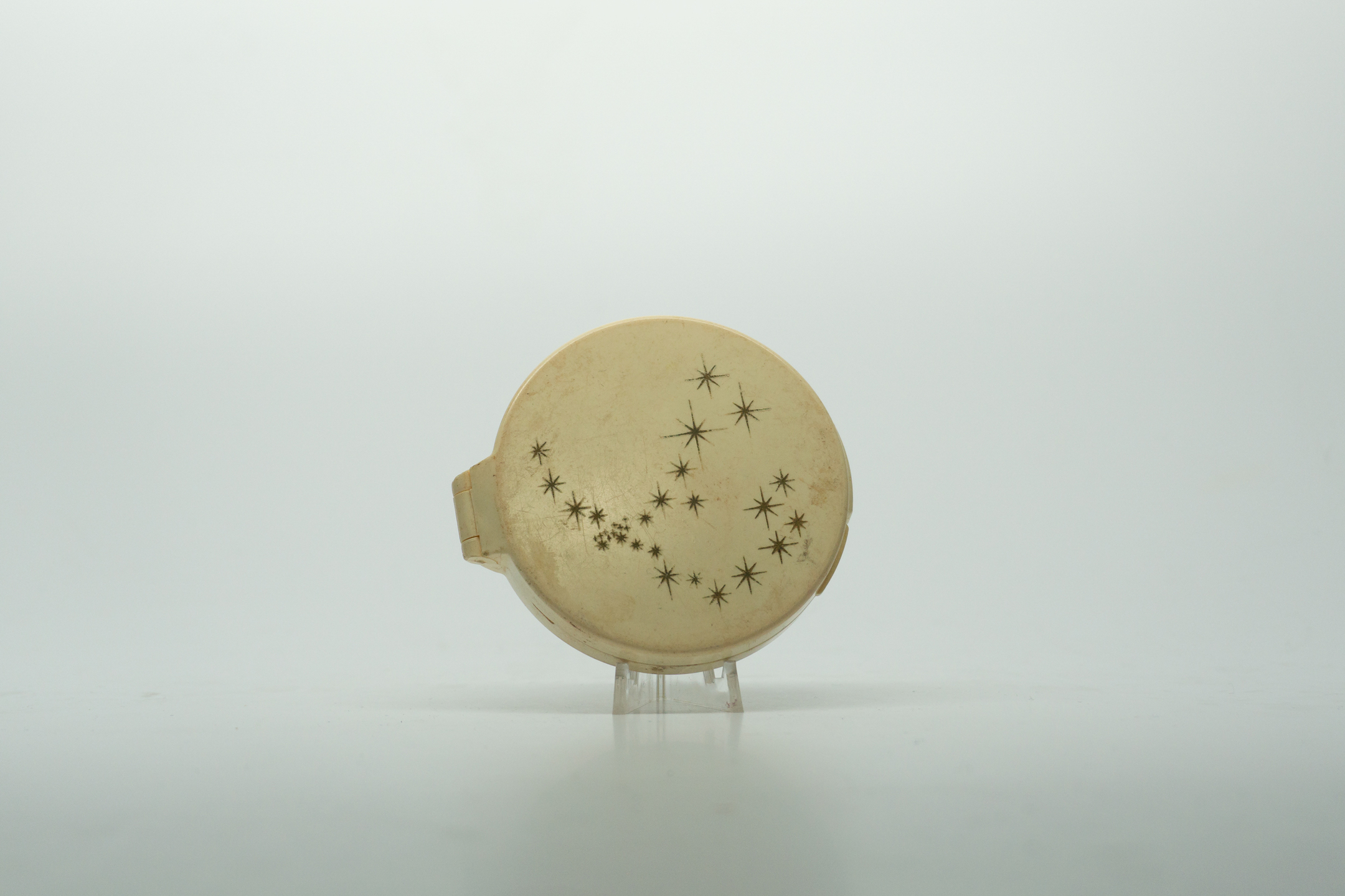 Mae West's Max Factor Creme Puff Foundation