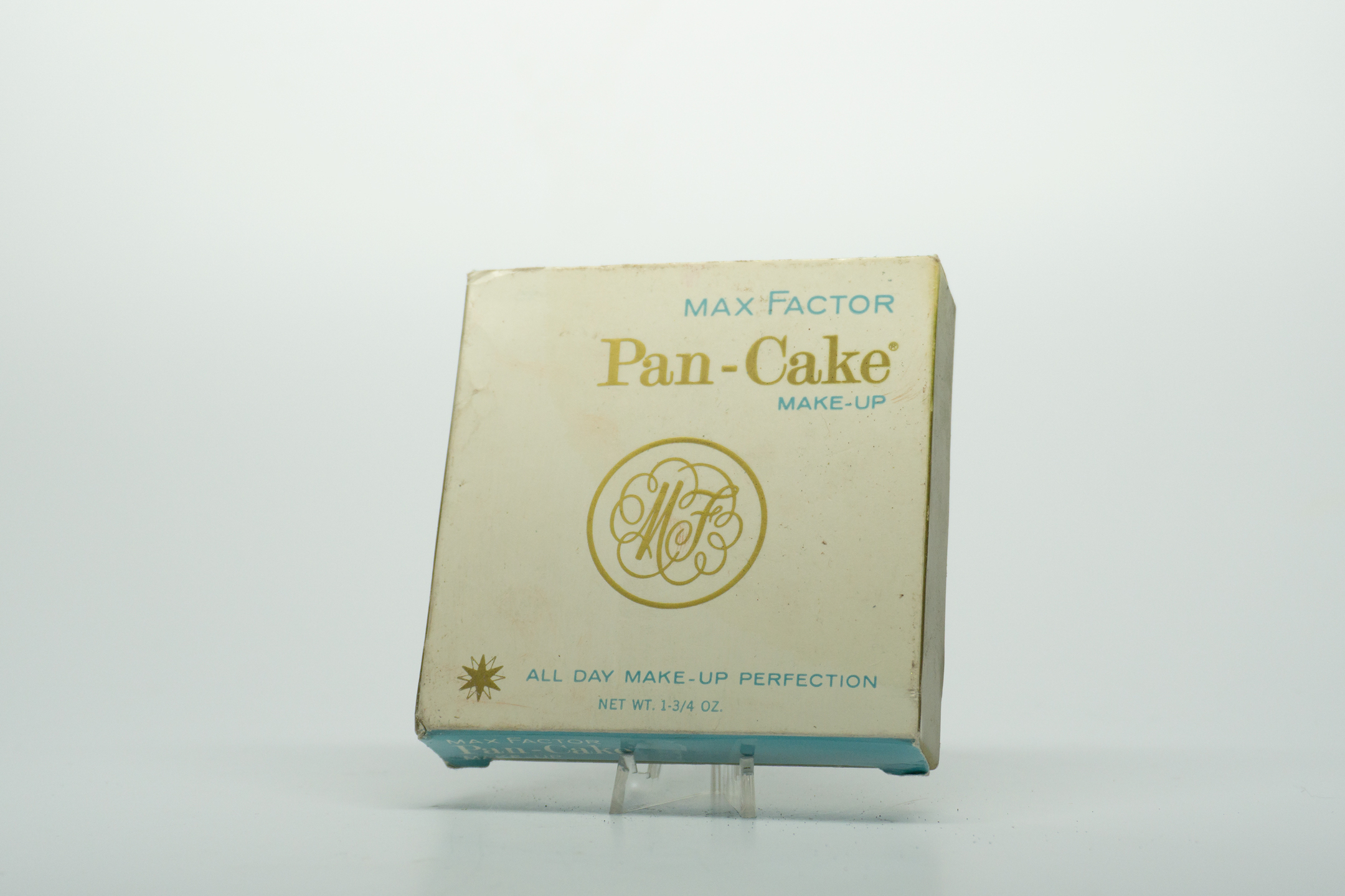 Max Factor Pan-Cake Foundation