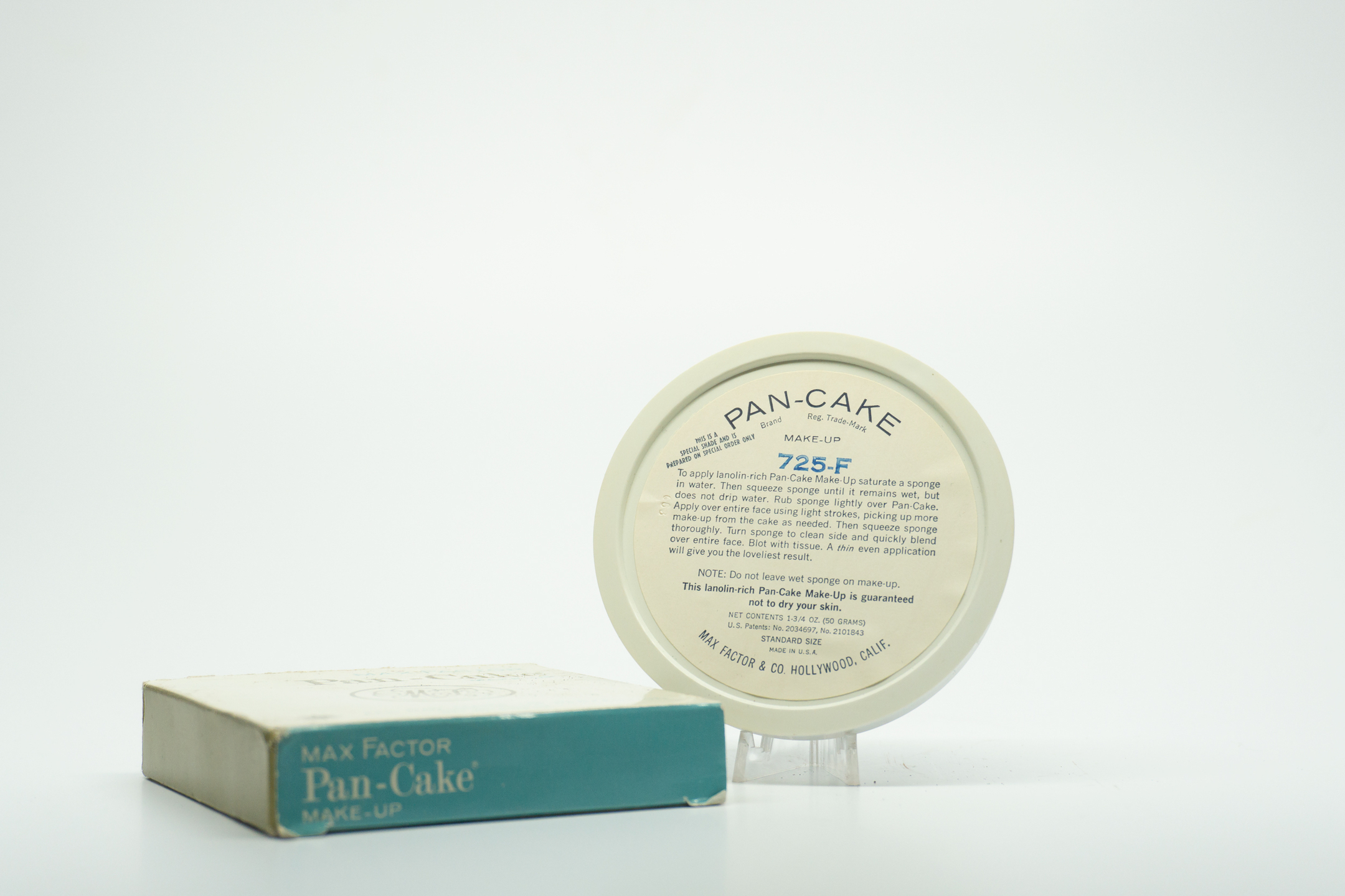 Max Factor Pan-Cake Foundation