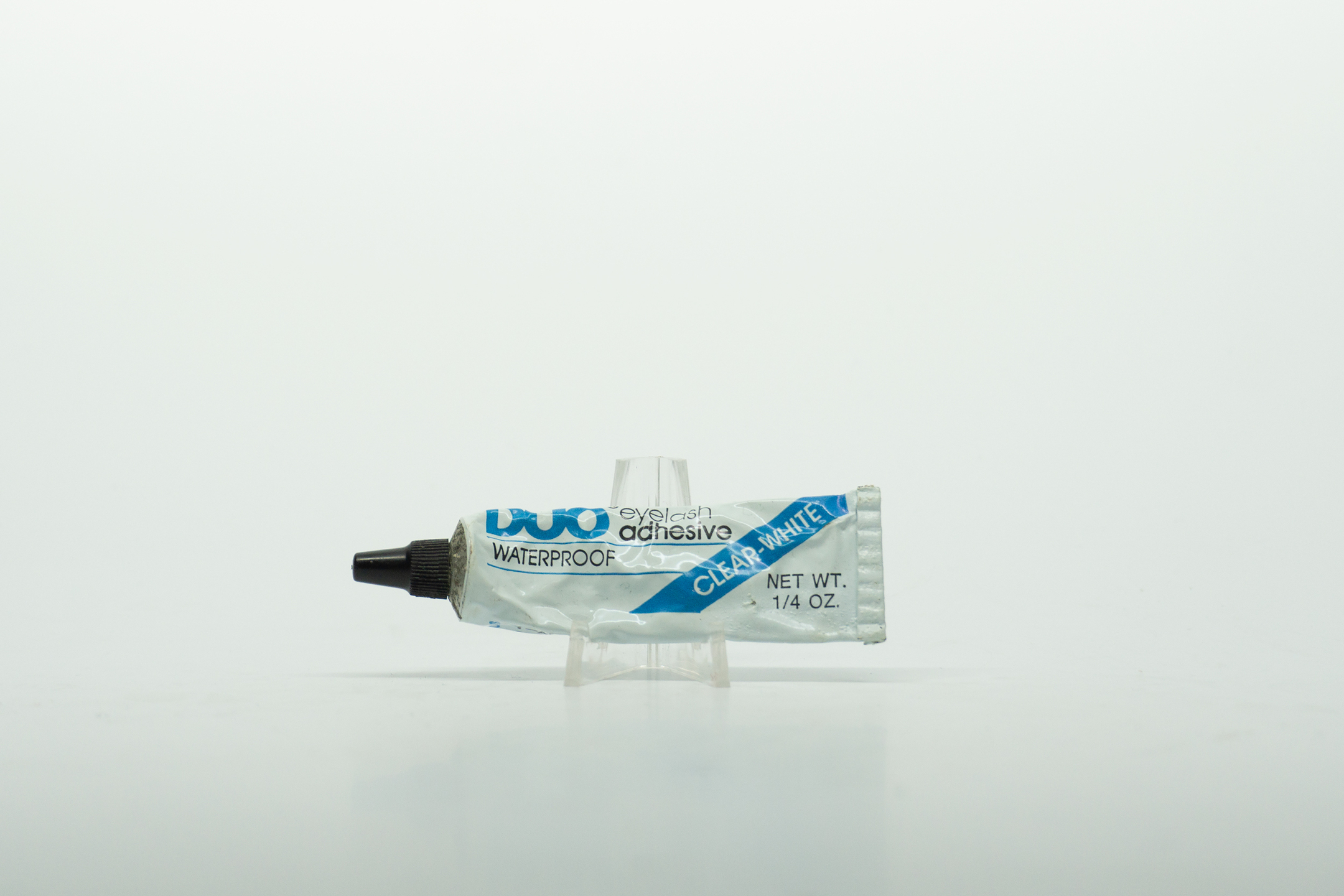 Mae West's False Eyelash Glue